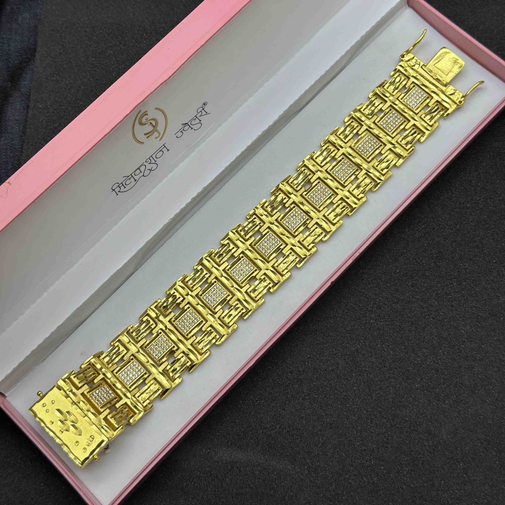 SJBRCG104 Broad Diamond Dom Bracelet