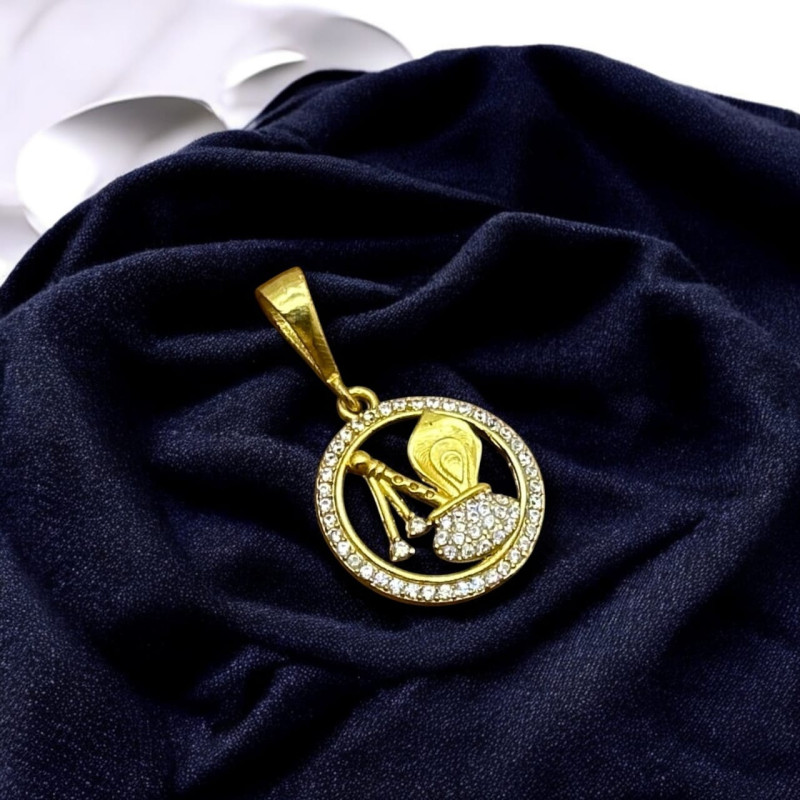 SJPNDG103 Krishna Murali Diamond Round Pendant SJPNDG103 Krishna Murali Diamond Round Pendant