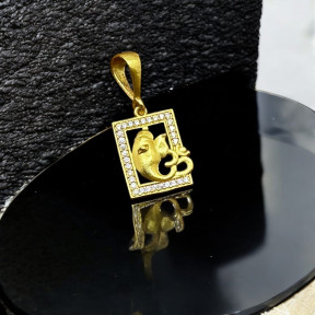 SJPND120 Square Diamond Ring With Ganpati